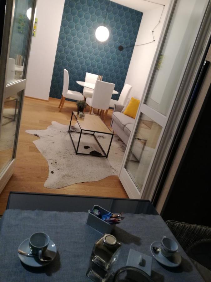 Suite 51 Appartamento Con Terrazzo A 50 Mt Dal Lago - Private Parking (Adults Only) Arona Exterior photo